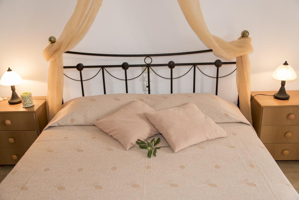 Elena Apartments Pollonia Room photo